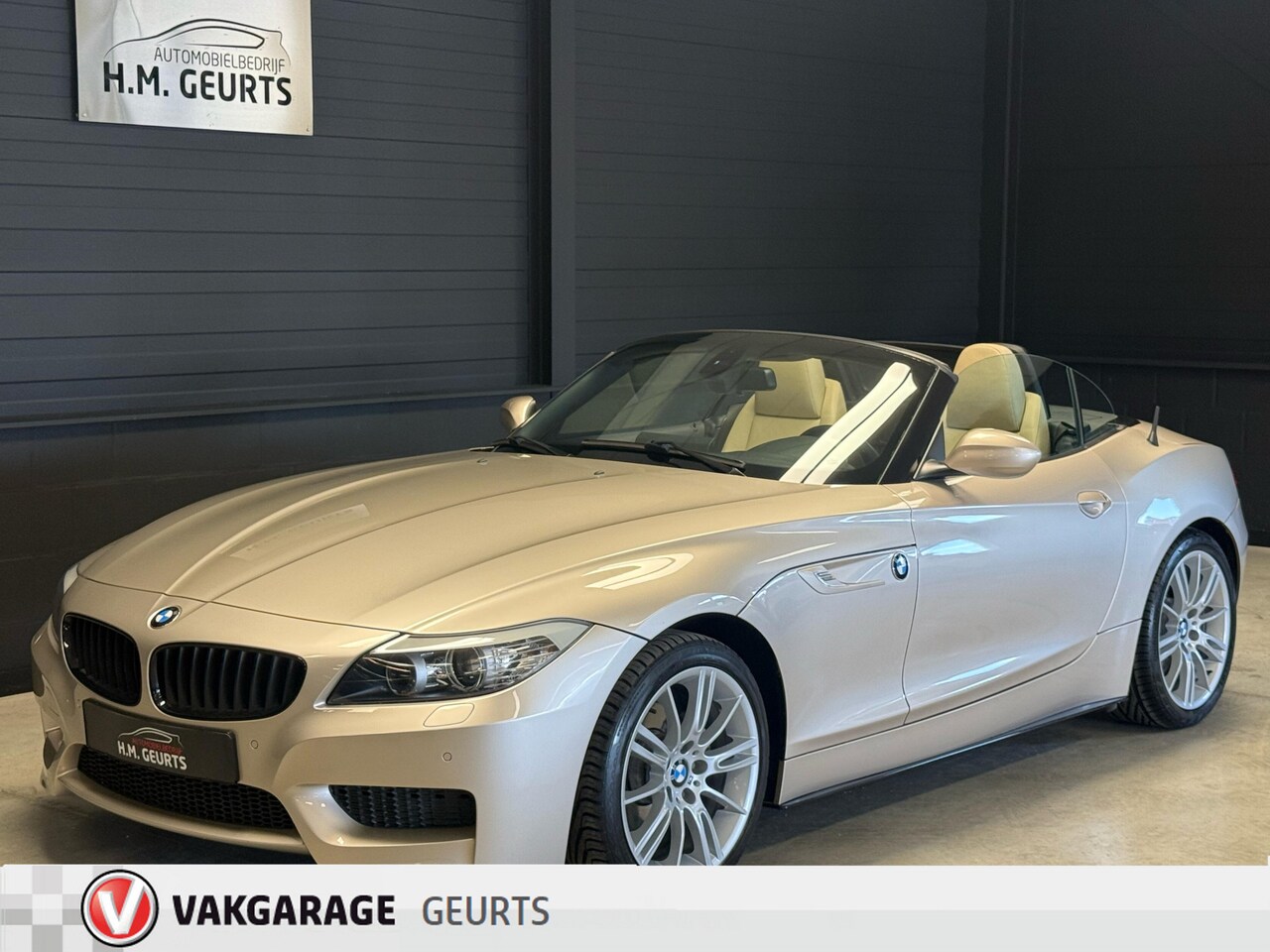 BMW Z4 Roadster - sDrive23i Automaat M Sport Leder Memory Navi Xenon 18inch Mooi! - AutoWereld.nl