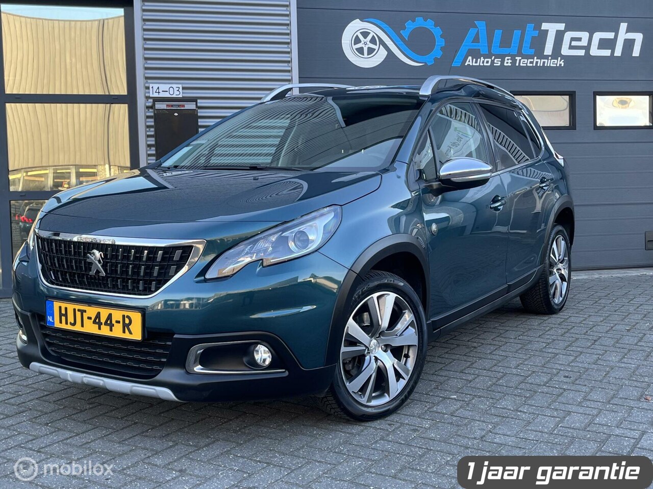 Peugeot 2008 - Crossway 1.2 PureTech Automaat Alcantara Pano - AutoWereld.nl