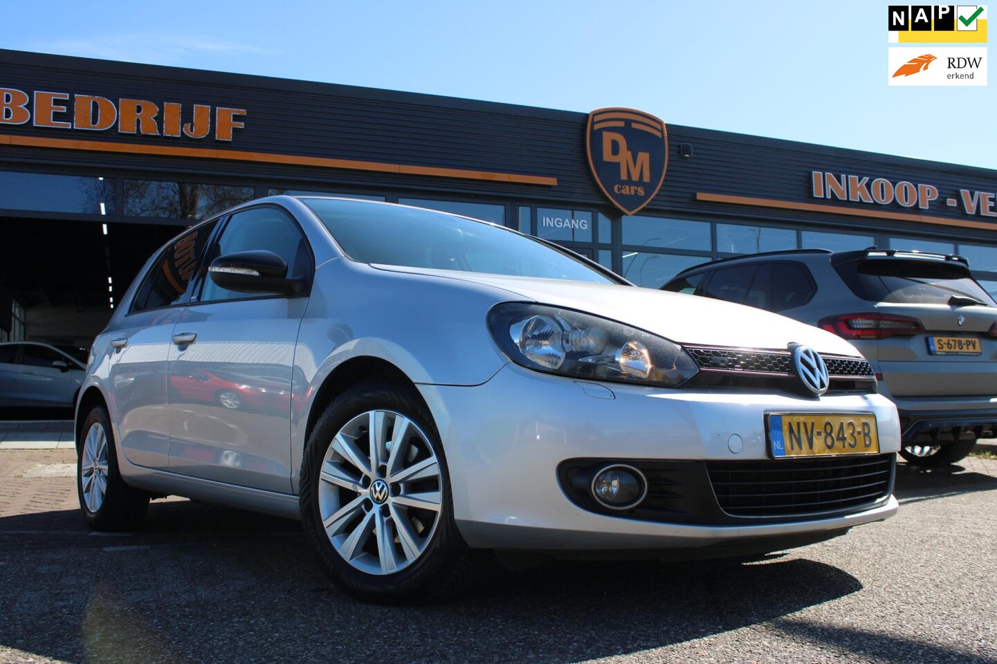 Volkswagen Golf - 1.2 TSI Highline BlueMotion \\ Style // Stoelverwarming \\ - AutoWereld.nl