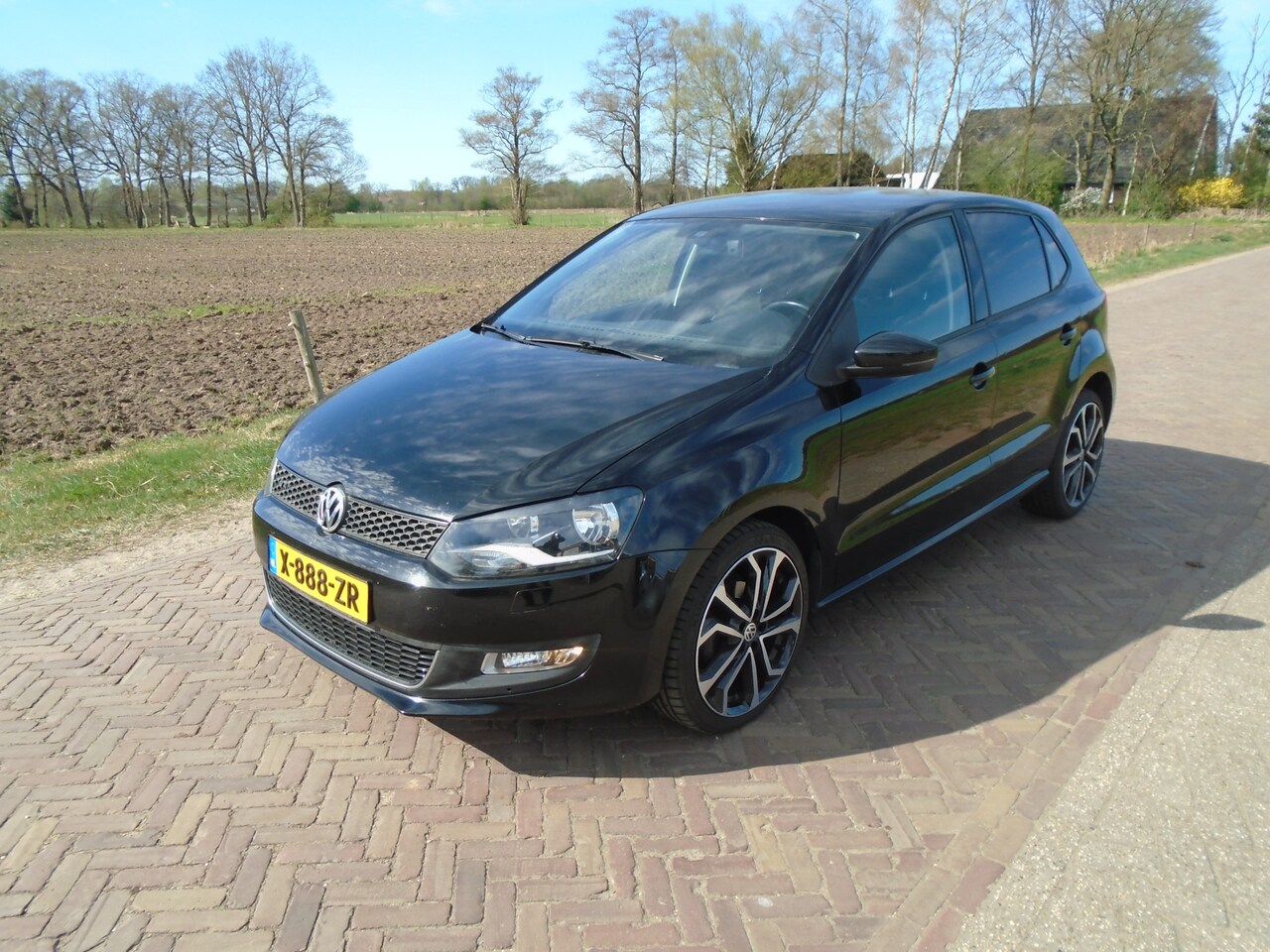 Volkswagen Polo - 1.2 TSI Highline AUTOMAAT STVERW CRUISE 17 INCH - AutoWereld.nl
