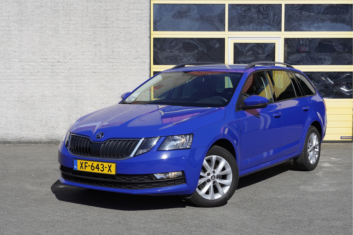 Skoda Octavia Combi - 1.0 TSI Ambition Business BJ2019 Lmv 16" | Led | App-Connect | Climate control | Cruise co - AutoWereld.nl