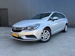 Opel Astra Sports Tourer - 1.6 CDTI AUTOMAAT 120 Jaar Edition LED NAVI CRUISE AIRCO
