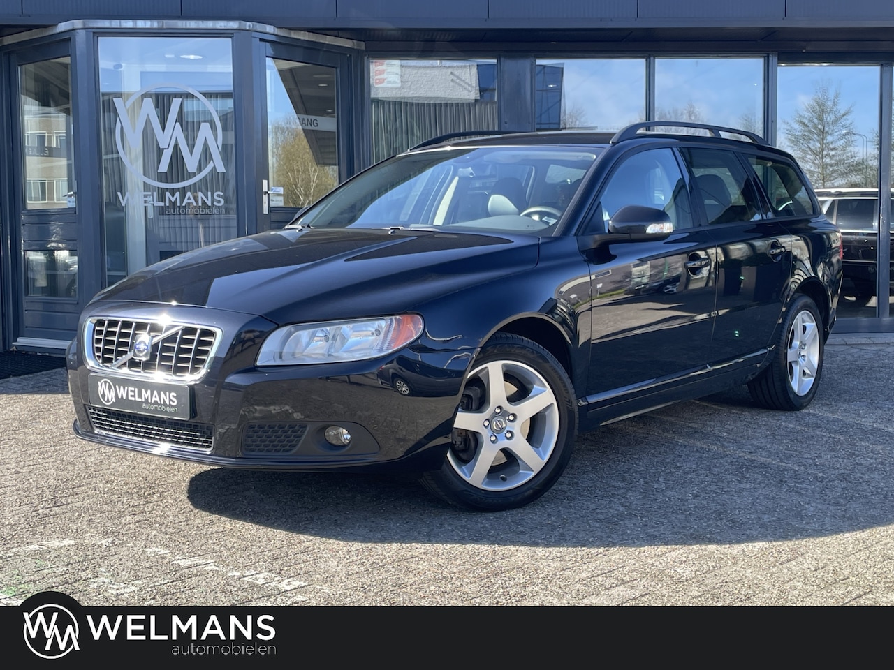 Volvo V70 - 2.5FT Momentum Youngtimer | Leder | Navi | Bluetooth - AutoWereld.nl