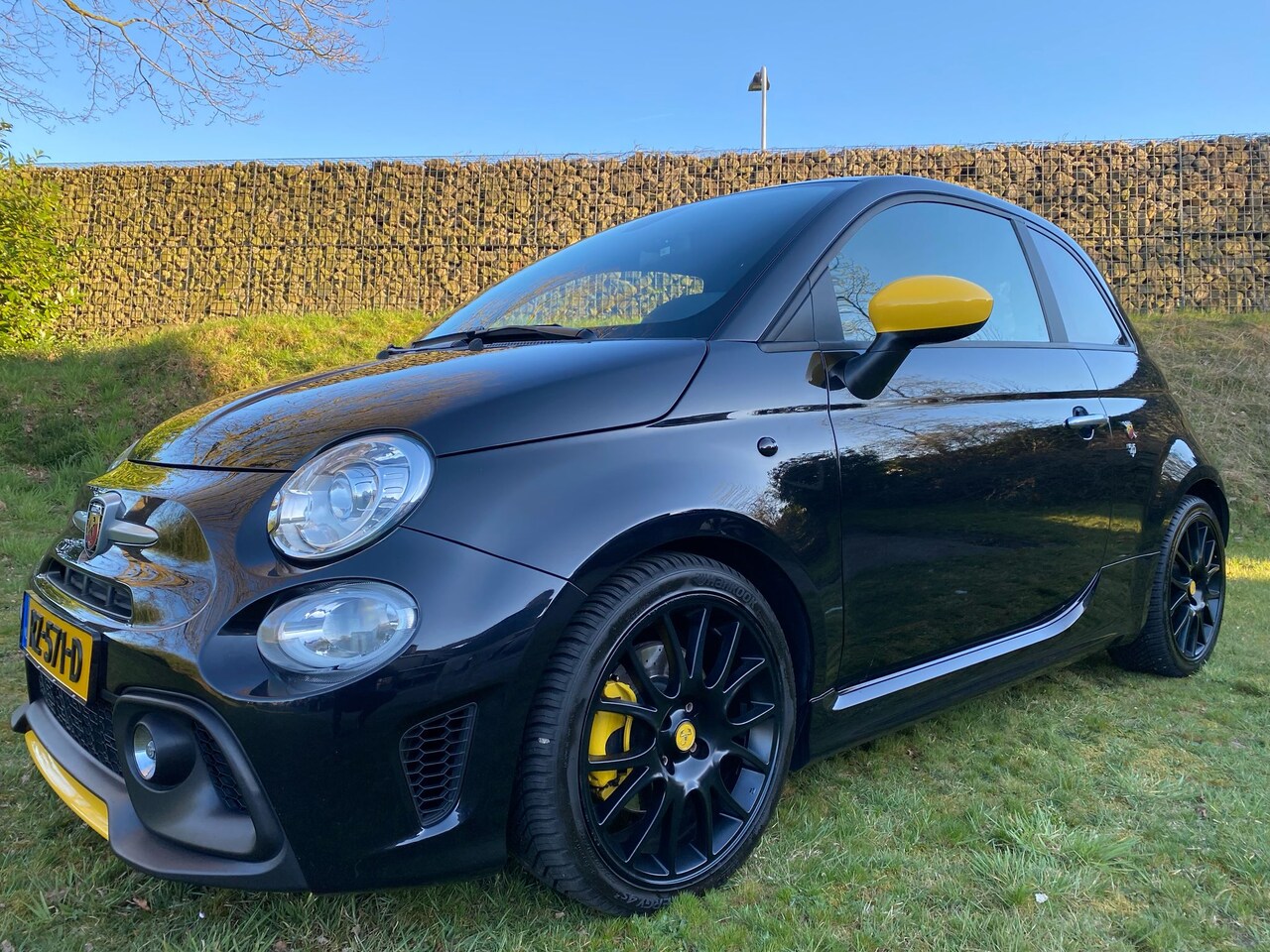 Fiat 500 - 1.4 T-Jet Abarth 595 Pista Beats+Carplay/Ecc/Leder/Xenon/160PK/BMC luchtfilter/Monza uitlaat/Origineel NL Abarth. - AutoWereld.nl