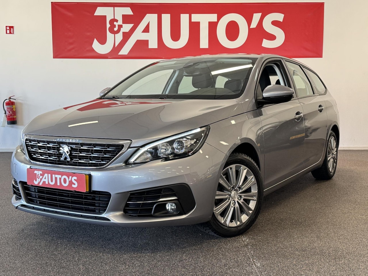 Peugeot 308 SW - 1.2 PureTech NAVIGATIE/CAMERA, ECC AIRCO, CRUISE - AutoWereld.nl