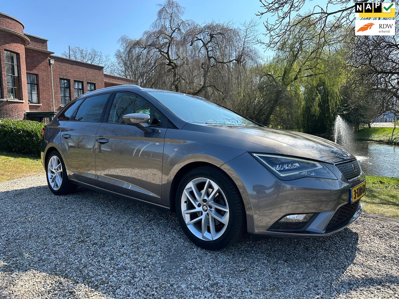 Seat Leon ST - 1.6 TDI Style Business Ecomotive LED/navi/AIRCO - AutoWereld.nl