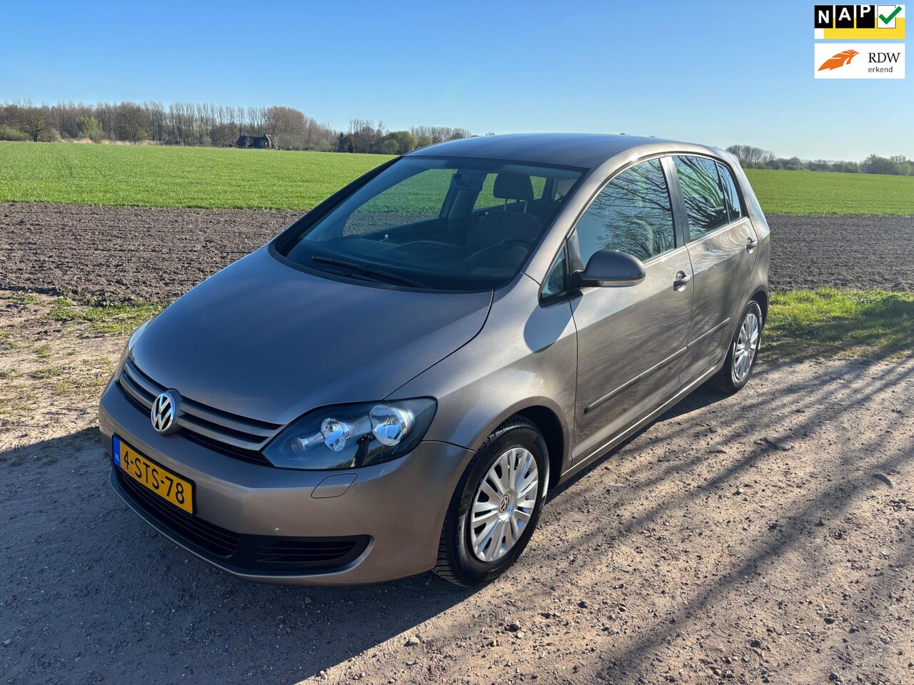 Volkswagen Golf Plus - 1.6 TDI Highline|2011|Apk|Nap|Clima|Grote Onderhoudsbeurt| - AutoWereld.nl