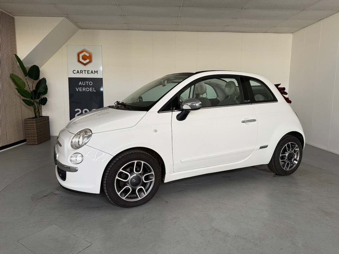 Fiat 500 C - 0.9 TwinAir Lounge Airvco, LMV - AutoWereld.nl