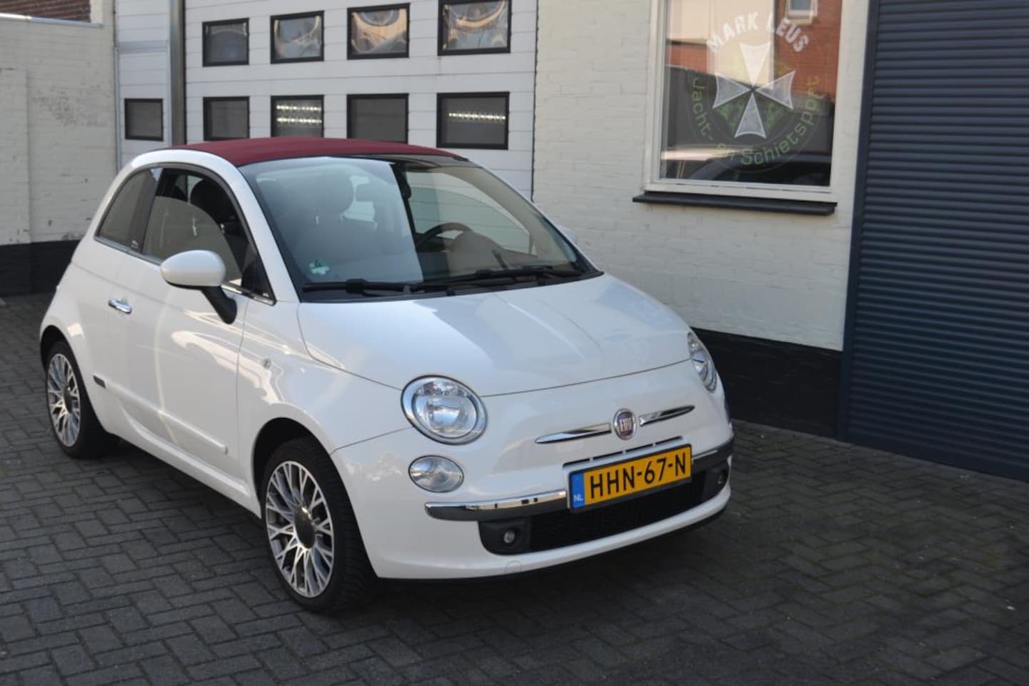 Fiat 500 - 1.2 Lounge 4 cyl. Cabrio Super Mooi - AutoWereld.nl