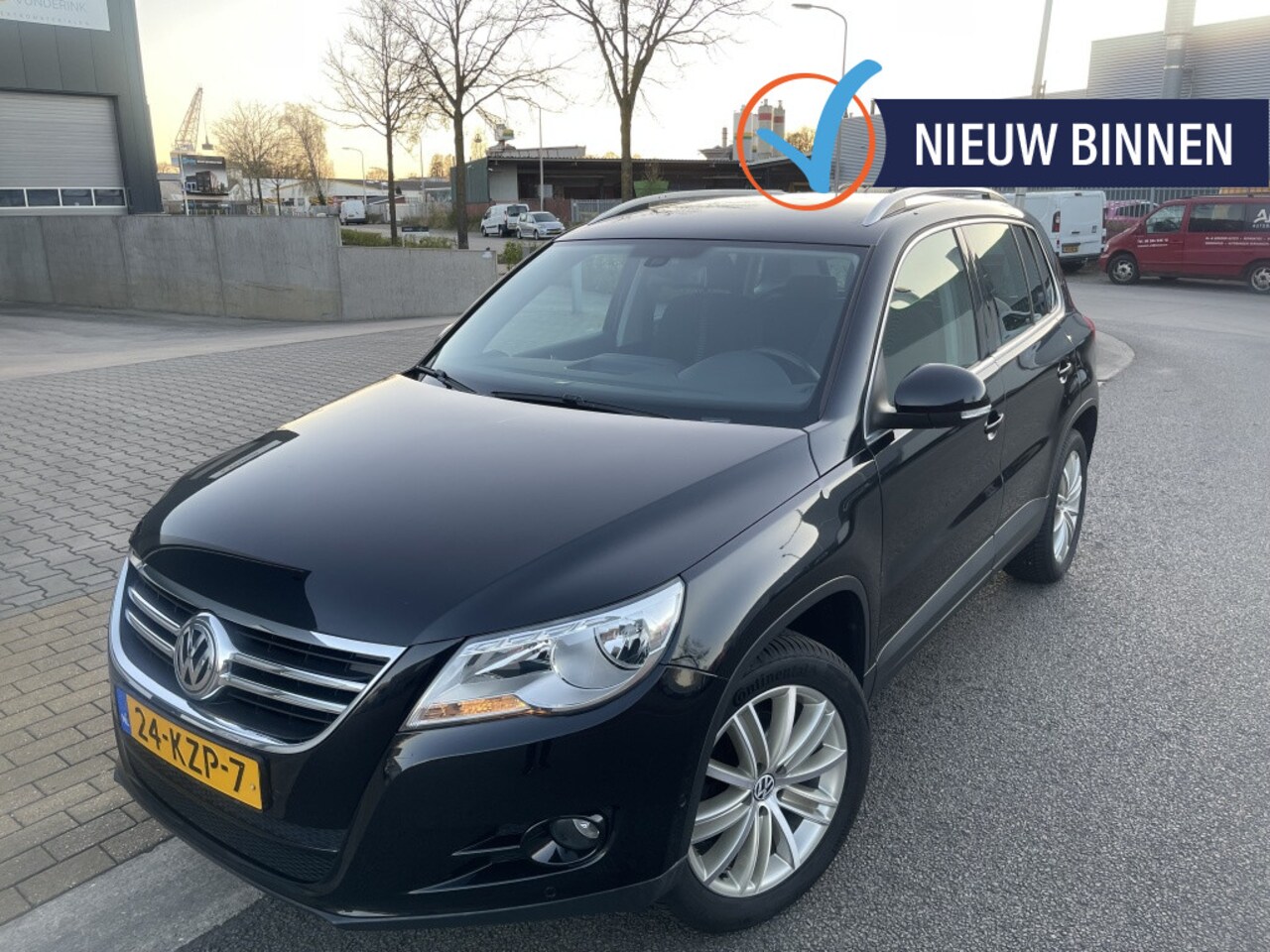 Volkswagen Tiguan - 1.4 TSI Sport&Style, Ned. auto met NAP, trekhaak, Camera, Car pl - AutoWereld.nl