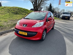 Peugeot 107 - 1.0-12V XS Elek pakket APK 31-03-2026