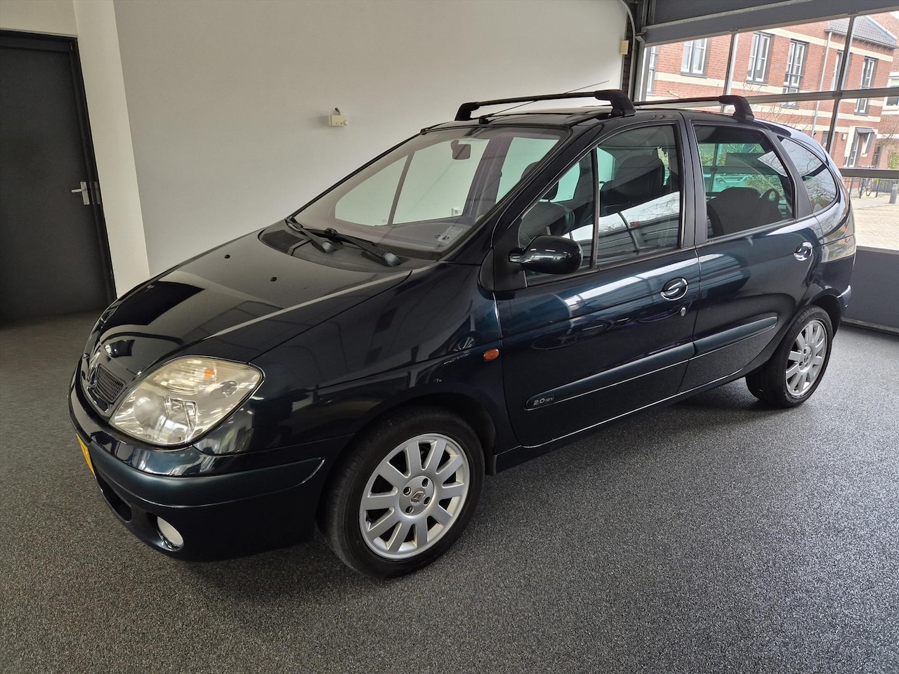 Renault Scénic - 2.0 16V DYNA 2005 Dynamique - AutoWereld.nl
