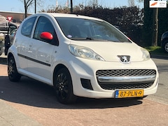 Peugeot 107 - 1.0 Millesim 200 *ZUINIG & BETROUWBAAR