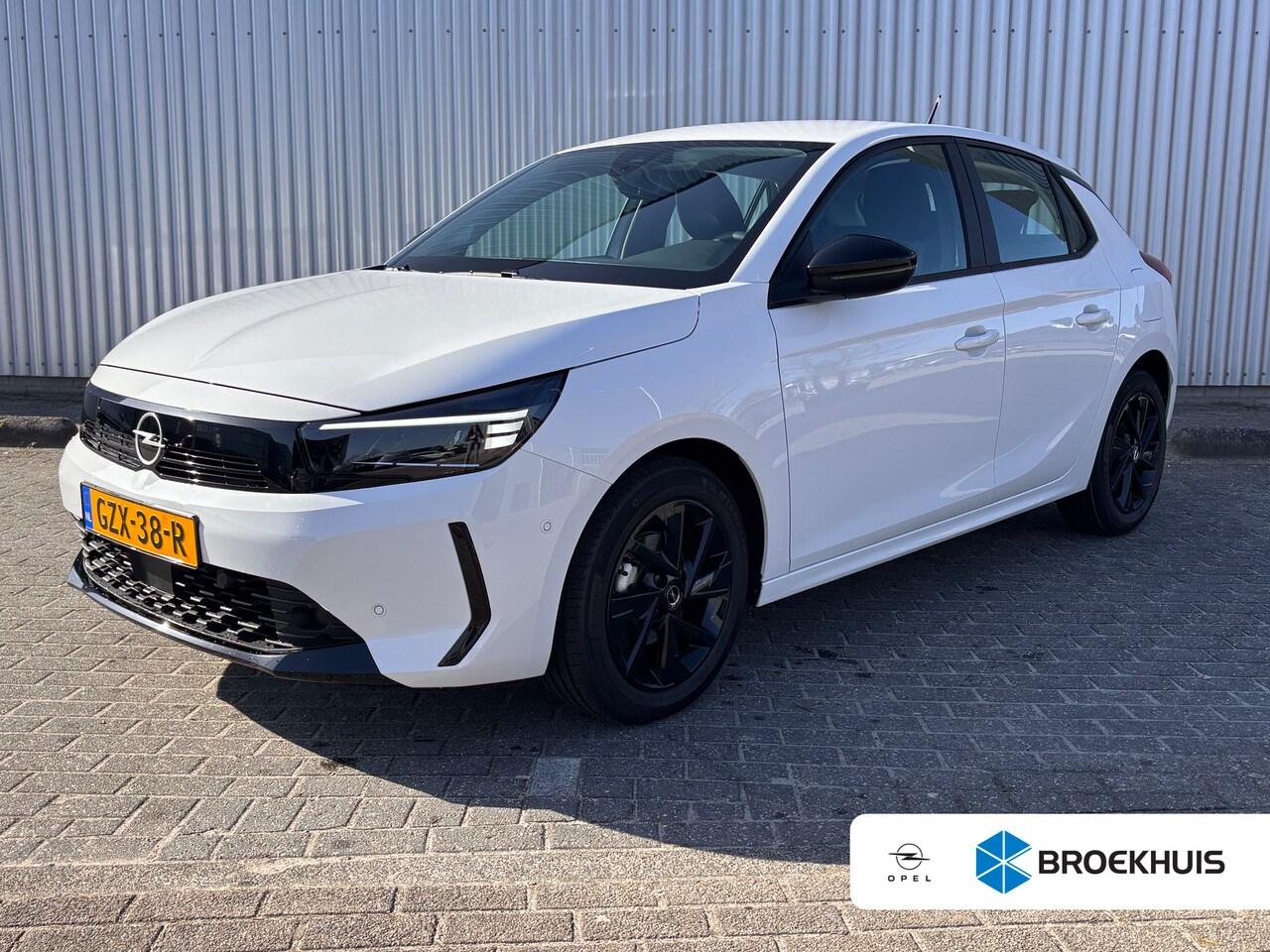 Opel Corsa - 1.2 Edition 100PK | Achteruitrijcamera | Parkeersensoren voor & achter | Apple carplay / A - AutoWereld.nl
