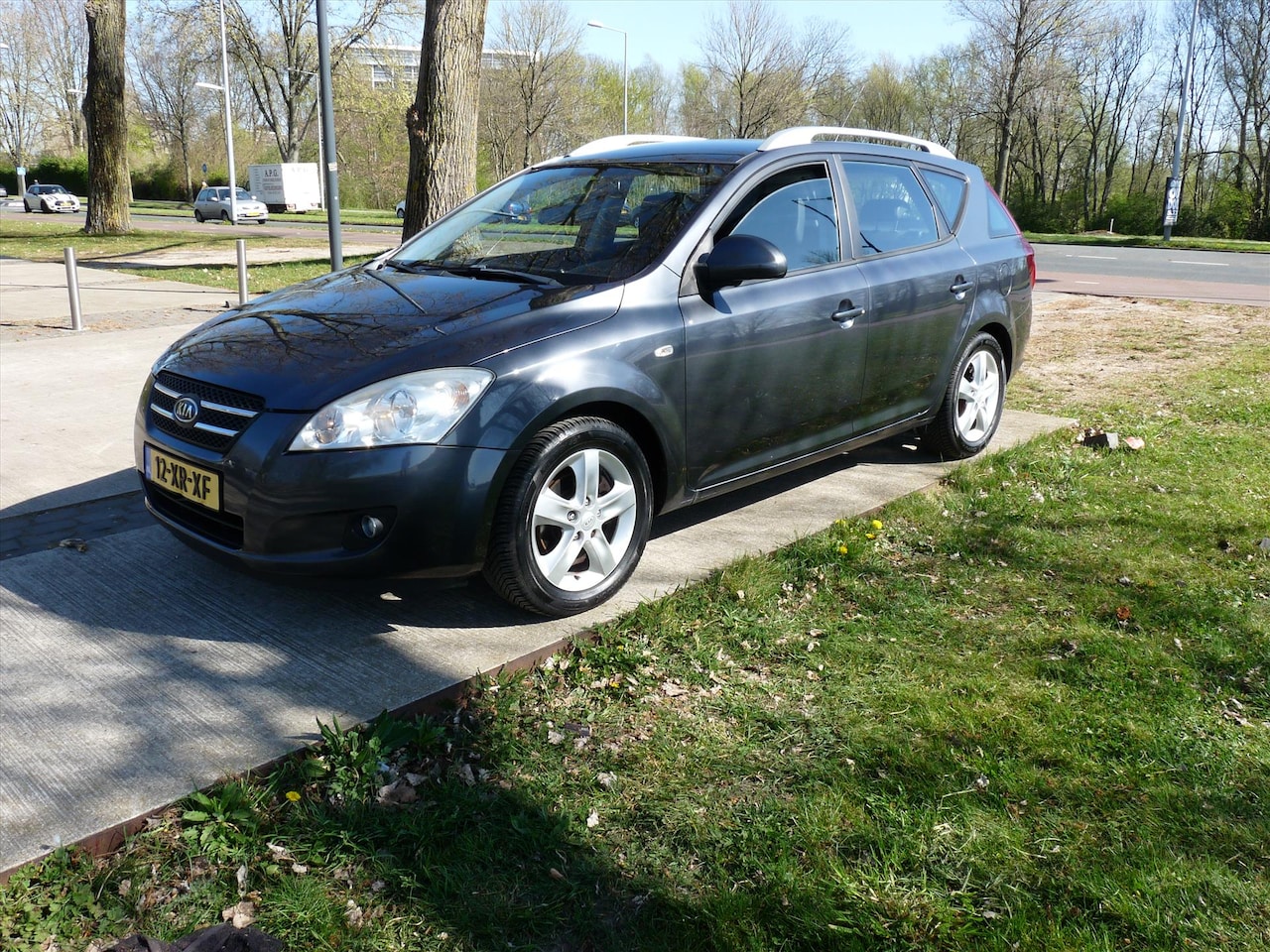 Kia Cee'd Sporty Wagon - Cee D 1.6 CVVT SPORT - AutoWereld.nl
