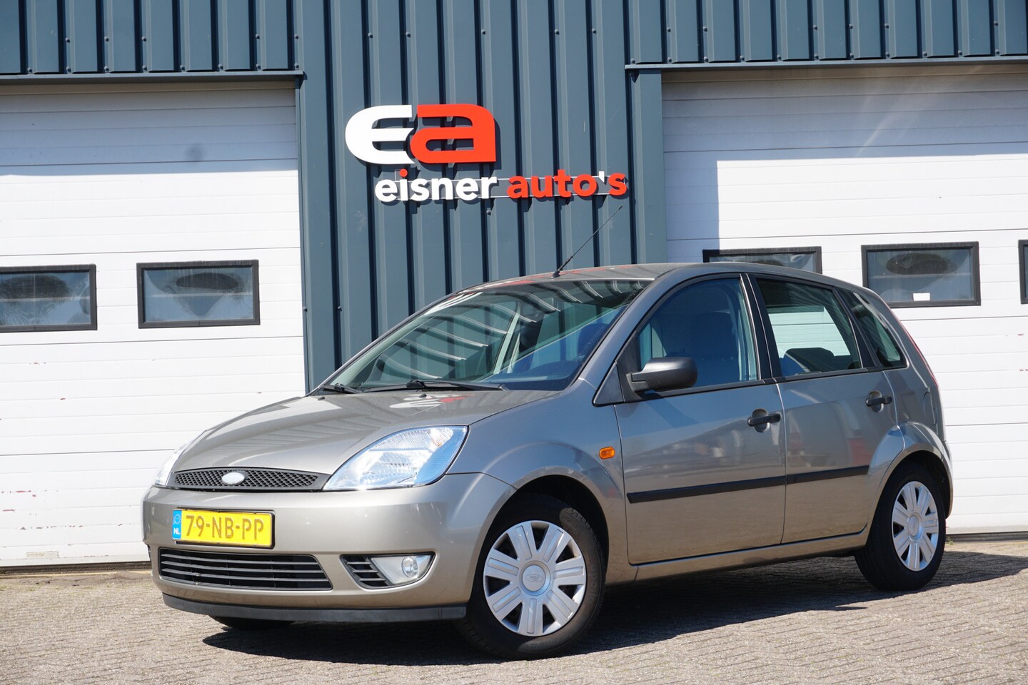 Ford Fiesta - 1.4-16V Trend | 5 DEURS | STUURBEKRACHTIGING | - AutoWereld.nl