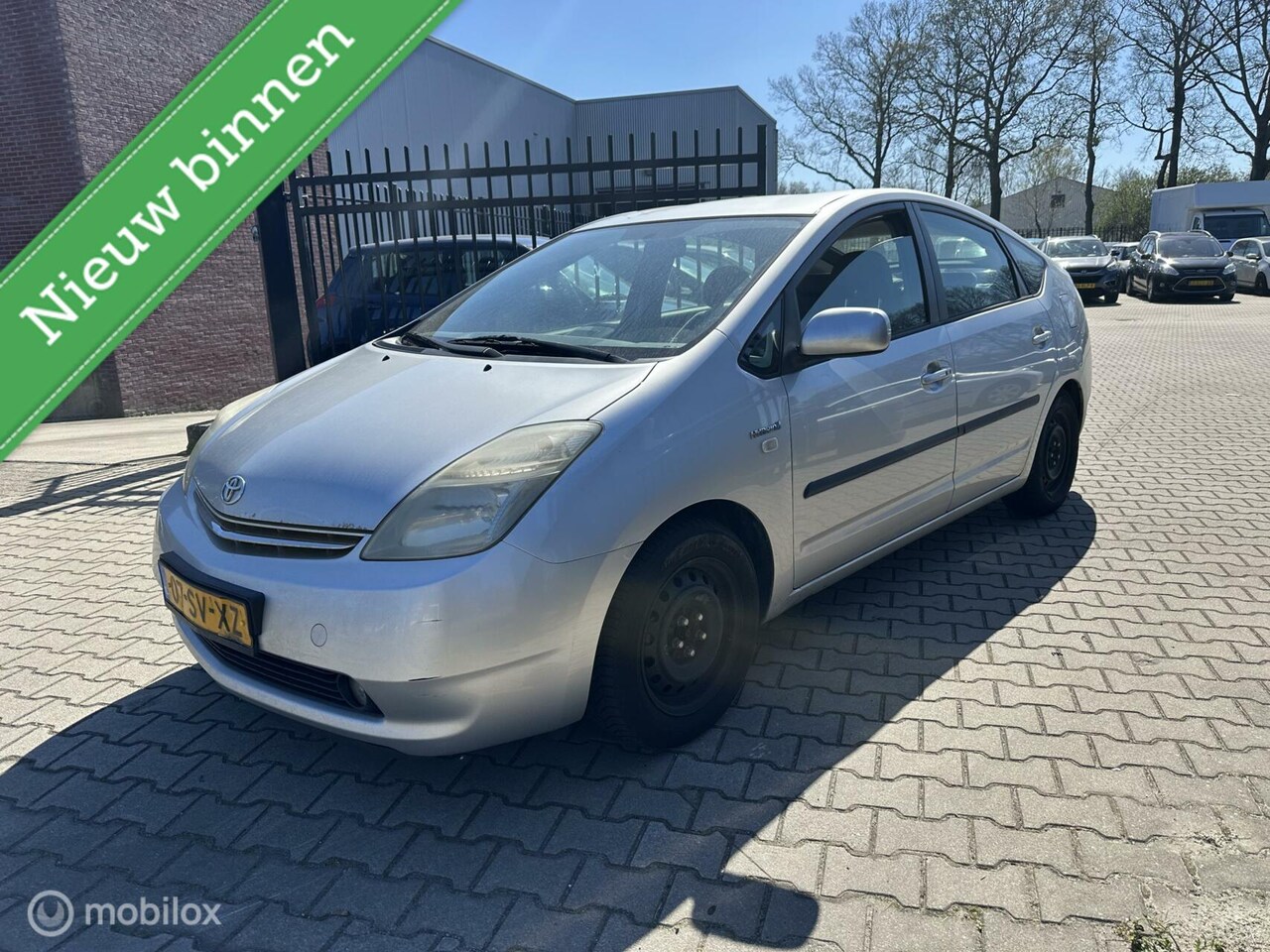 Toyota Prius - 1.5 VVT-i Tech Edition 1.5 VVT-i Tech Edition - AutoWereld.nl