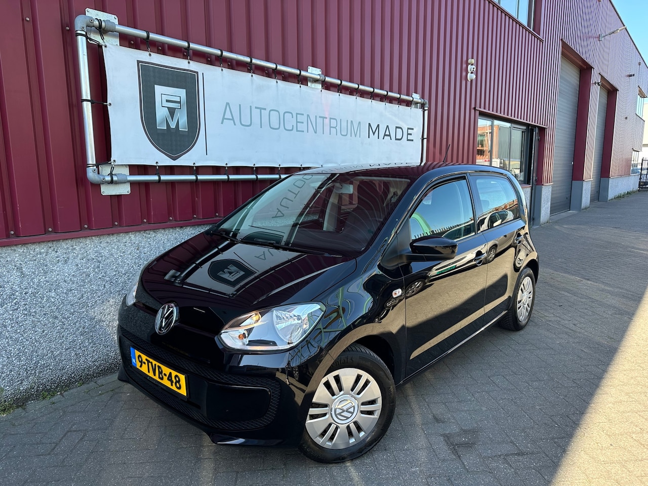 Volkswagen Up! - 1.0 move up! BlueMotion // 101 DKM NAP // Airco // 5-Deurs - AutoWereld.nl