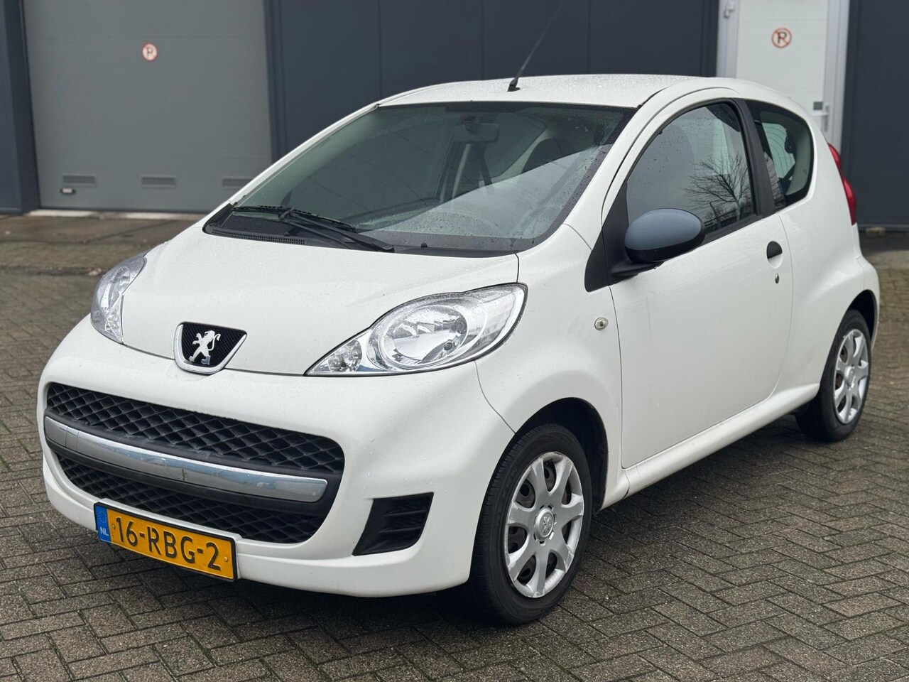Peugeot 107 - 1.0-12V XR Airco Elektrisch Ramen - AutoWereld.nl