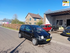 Renault Twingo - 1.2 Emotion APK Nieuw