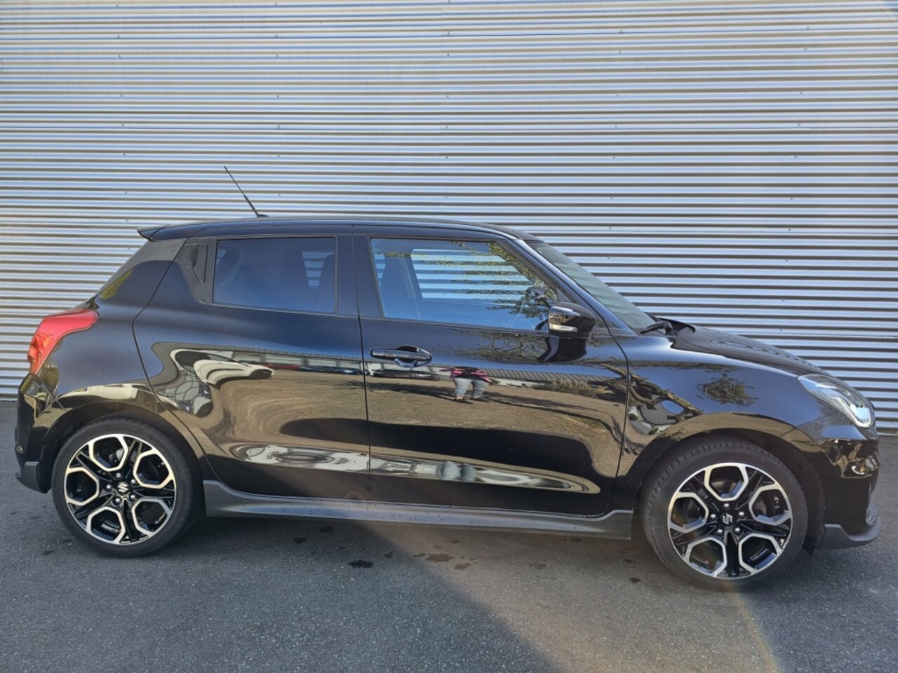 Suzuki Swift - 1.4 Sport Boosterjet - AutoWereld.nl