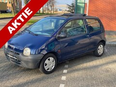 Renault Twingo - 1.2 Comfort | NW D-RIEM + WATERPOMP DD 11/24 KM 174341 NAP | Vouwdak. RADIO / CD SPELER |