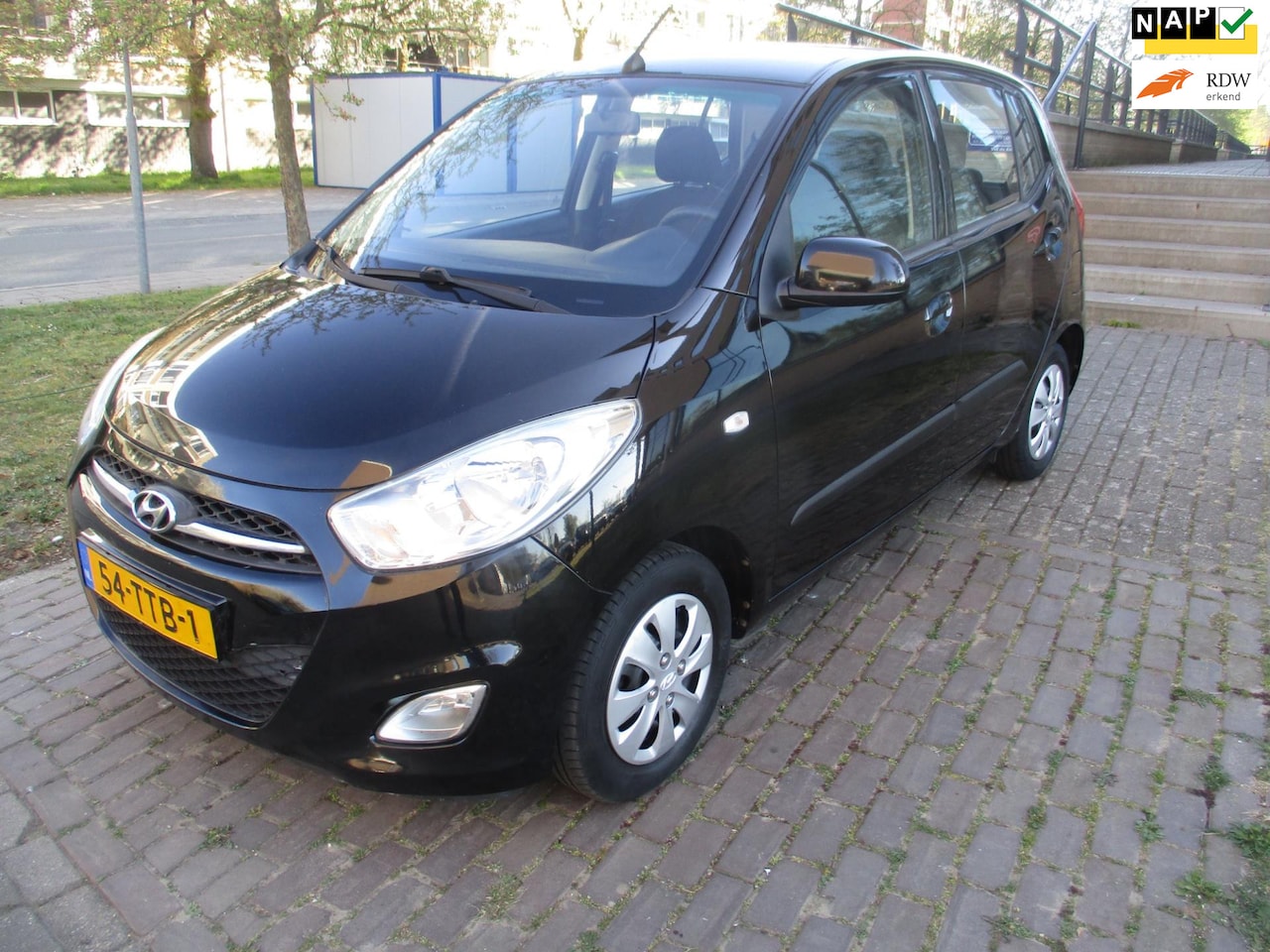 Hyundai i10 - 1.2 Plus 1.2 Plus - AutoWereld.nl
