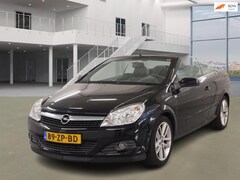 Opel Astra TwinTop - 1.8 Temptation CABRIO NAVI PSENSOR CRUISE 2 X SLEUTELS TREKHAAK