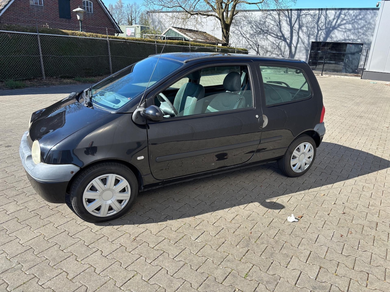 Renault Twingo - 1.2 Oase Quickshift 5 1.2 Oase Quickshift 5 - AutoWereld.nl