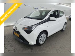 Toyota Aygo - 1.0 VVT-i x-play, 1e Eig Camera Carplay VERWACHT