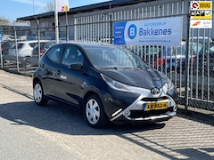 Toyota Aygo - 1.0 VVT-i x-play | Camera | Bluetooth | Airco | NAP