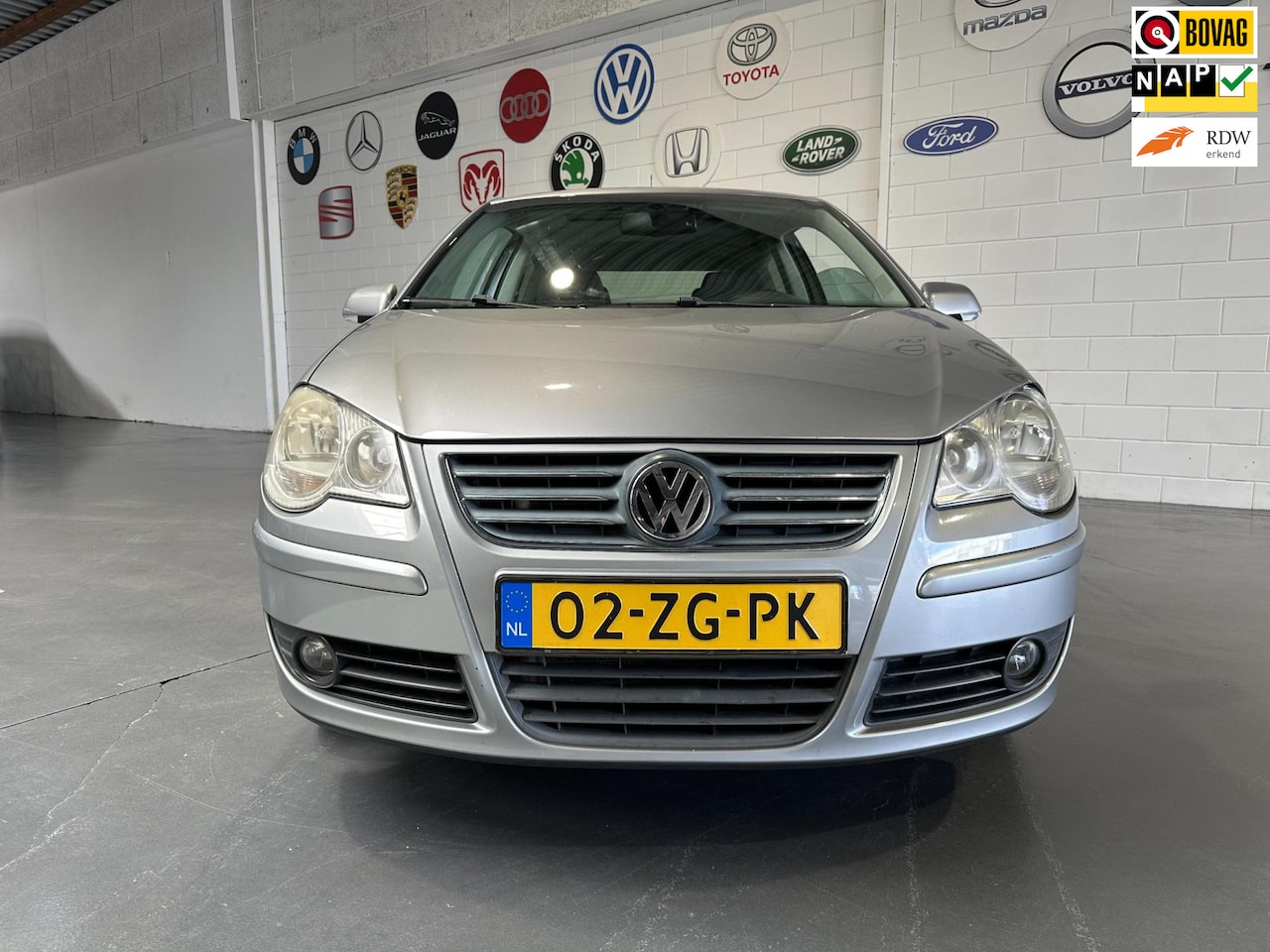 Volkswagen Polo - 1.4-16V Sportline/Schuifdak/climate conrtoll/Apk nieuw - AutoWereld.nl