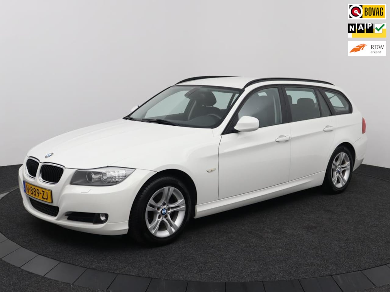 BMW 3-serie Touring - 318i 318i - AutoWereld.nl