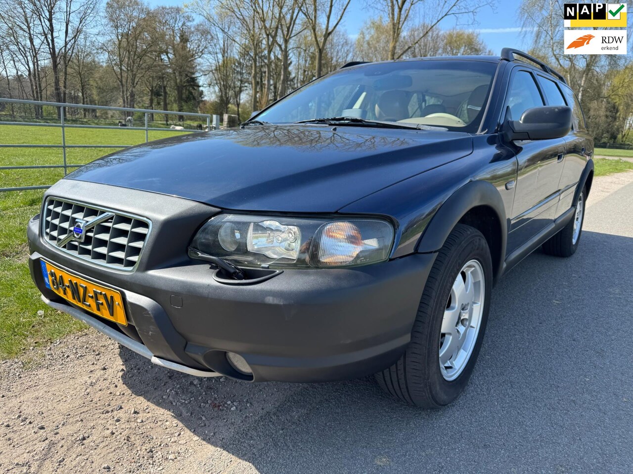 Volvo XC70 - 2.5 T Geartronic Comfort Line AUTOMAAT met airco - AutoWereld.nl