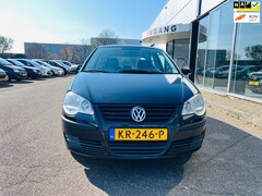 Volkswagen Polo - 1.2 Trendline, APK