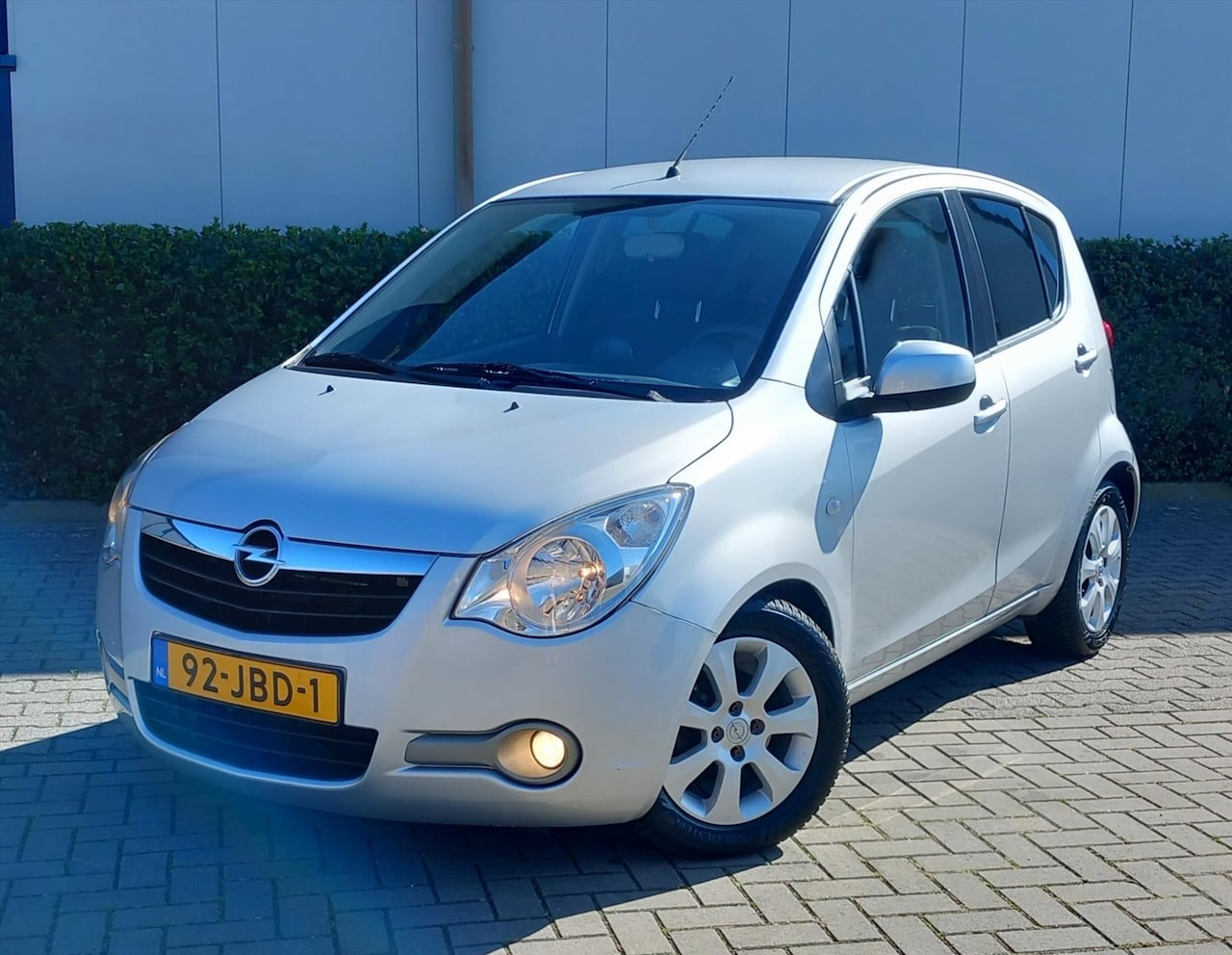 Opel Agila - 1.2 16V 63KW AUTOMAAT Enjoy Airco - AutoWereld.nl