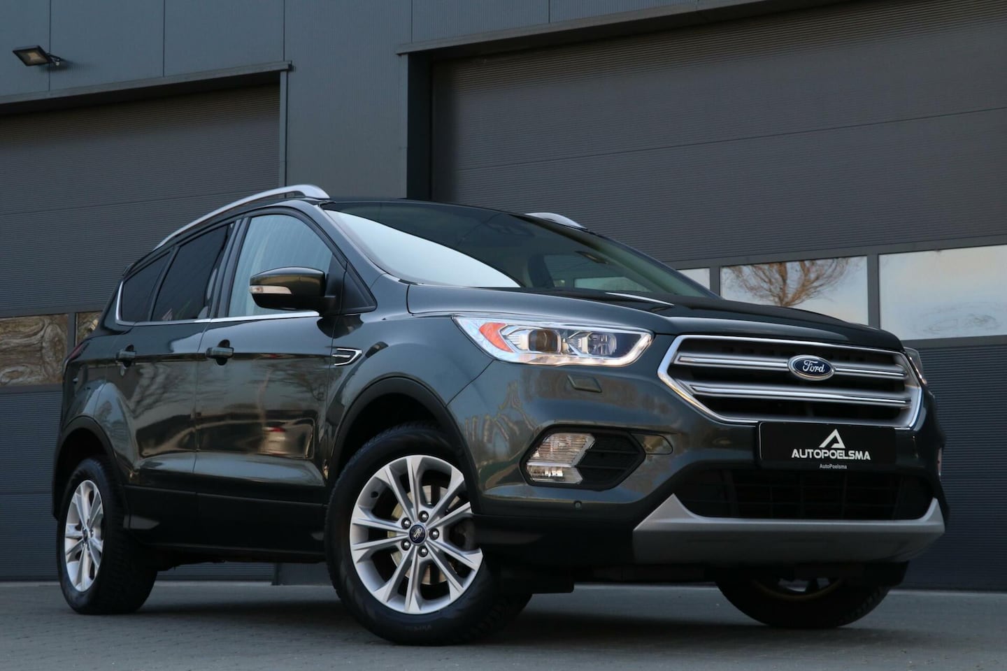 Ford Kuga - 1.5 Titanium Styling Pack Navi SonyAudio Dab+ Camera Stoel/stuur Verw. Chroom Pdc 88000KM - AutoWereld.nl