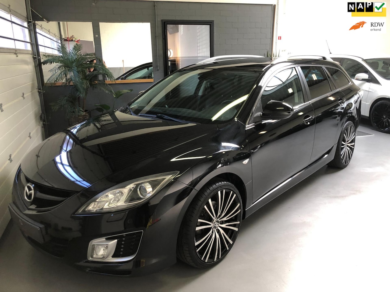 Mazda 6 Sportbreak - 2.5 GT 175pk/PANO/LEER/VOL - AutoWereld.nl