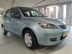Mazda 2 - 1.4 Exclusive NAP, weinig km's, MPV, airco & historie!