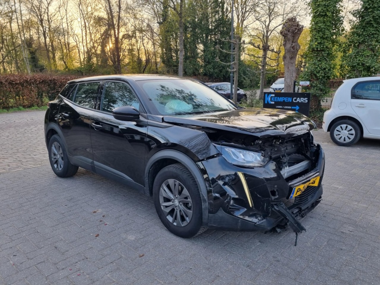 Peugeot 2008 - 1.2 PT Active Pack - AutoWereld.nl