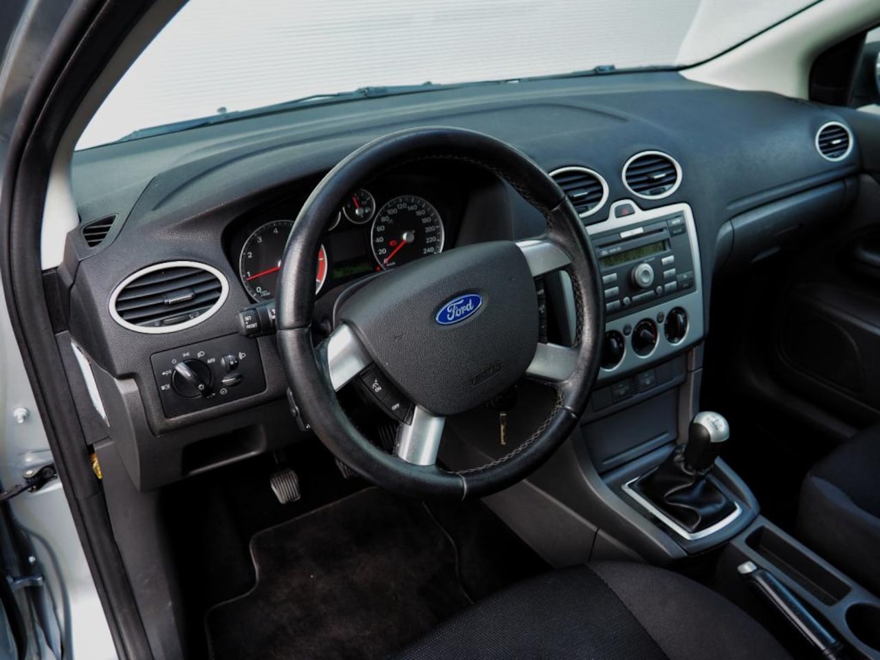 Ford Focus Wagon - 1.6 16V First Edition AIRCO CRUISE LM VELGEN