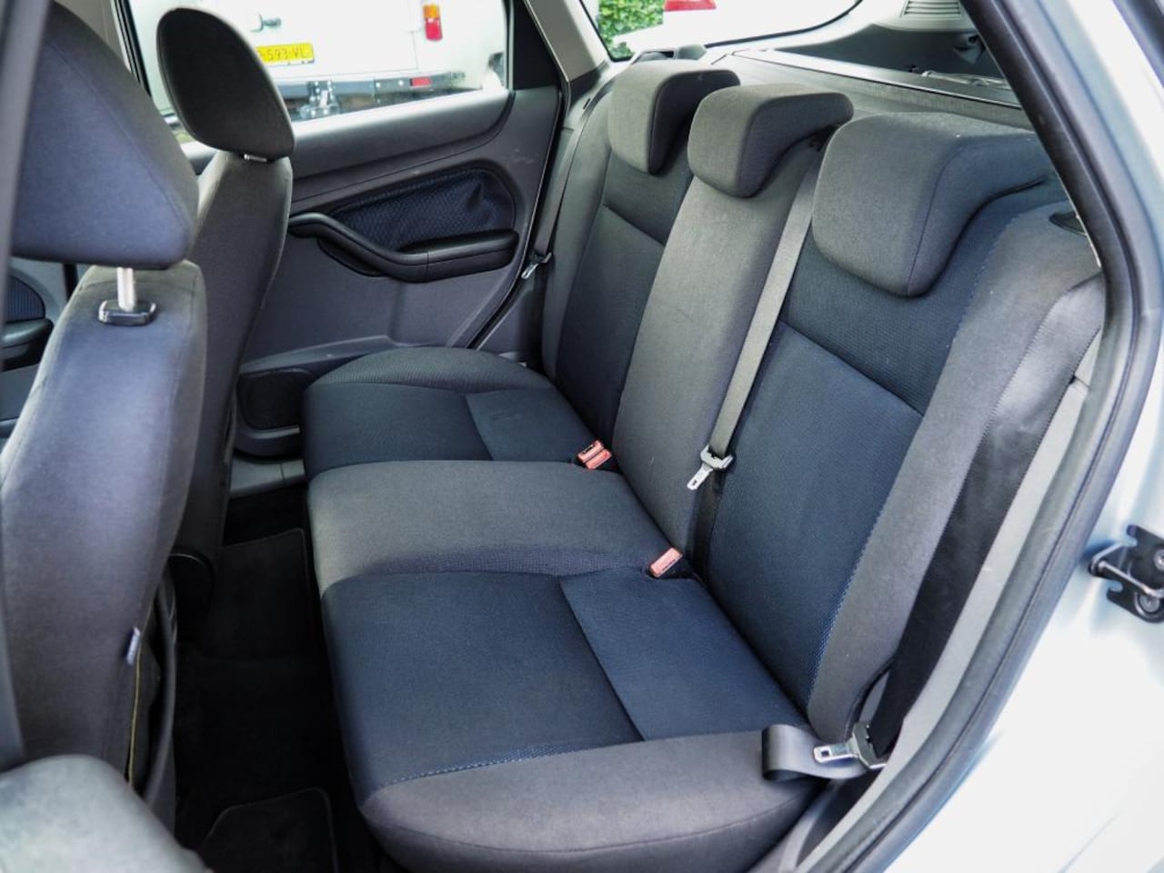 Ford Focus Wagon - 1.6 16V First Edition AIRCO CRUISE LM VELGEN