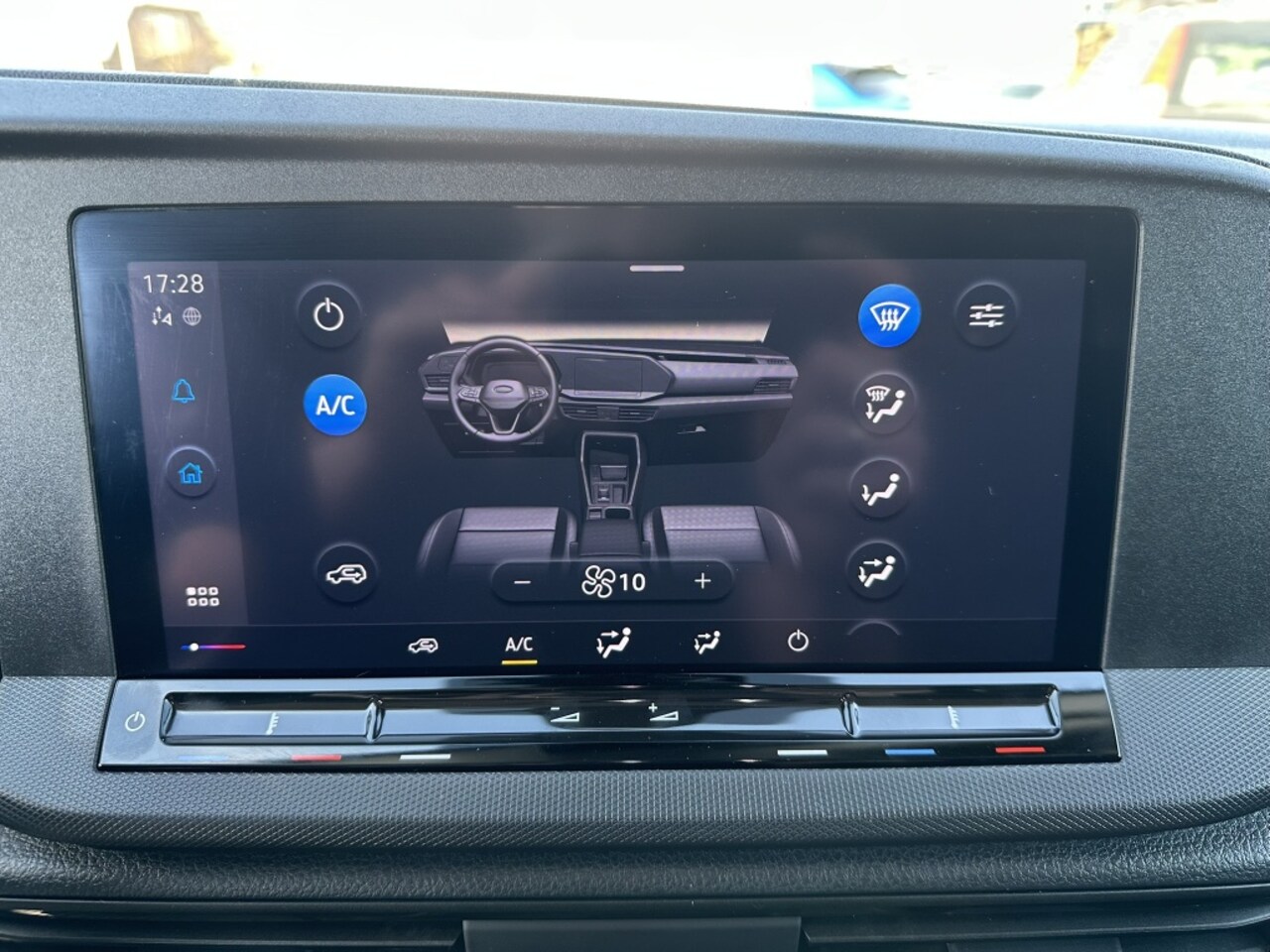Ford Transit Connect - 2.0 EcoBlue L2 Navi/PDC/Carplay