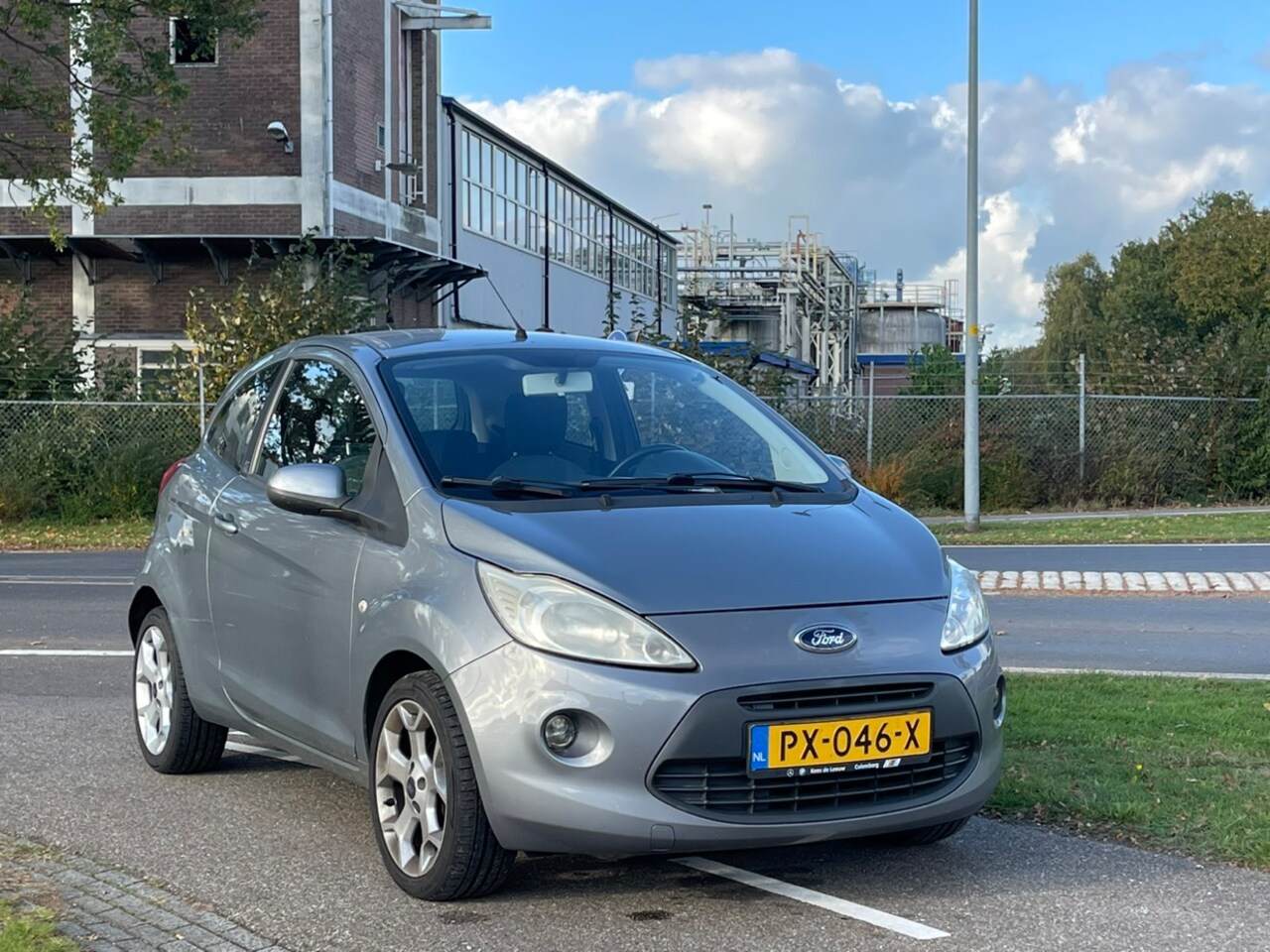 Ford Ka - 1.2 Titanium | Airco | LM Velgen | APK Nieuw - AutoWereld.nl