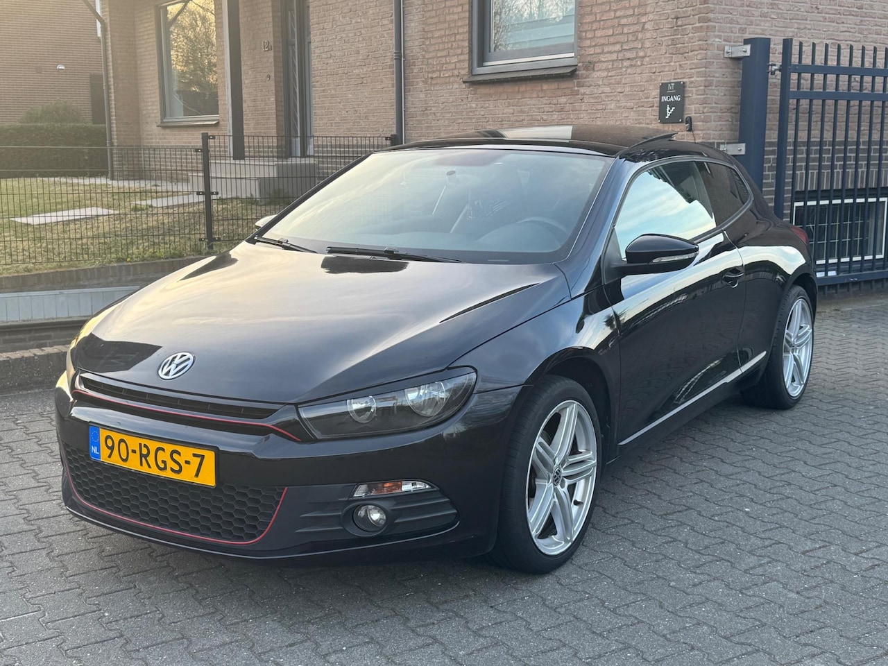 Volkswagen Scirocco - 1.4 TSI Edition Airco|Pano|Navi| - AutoWereld.nl
