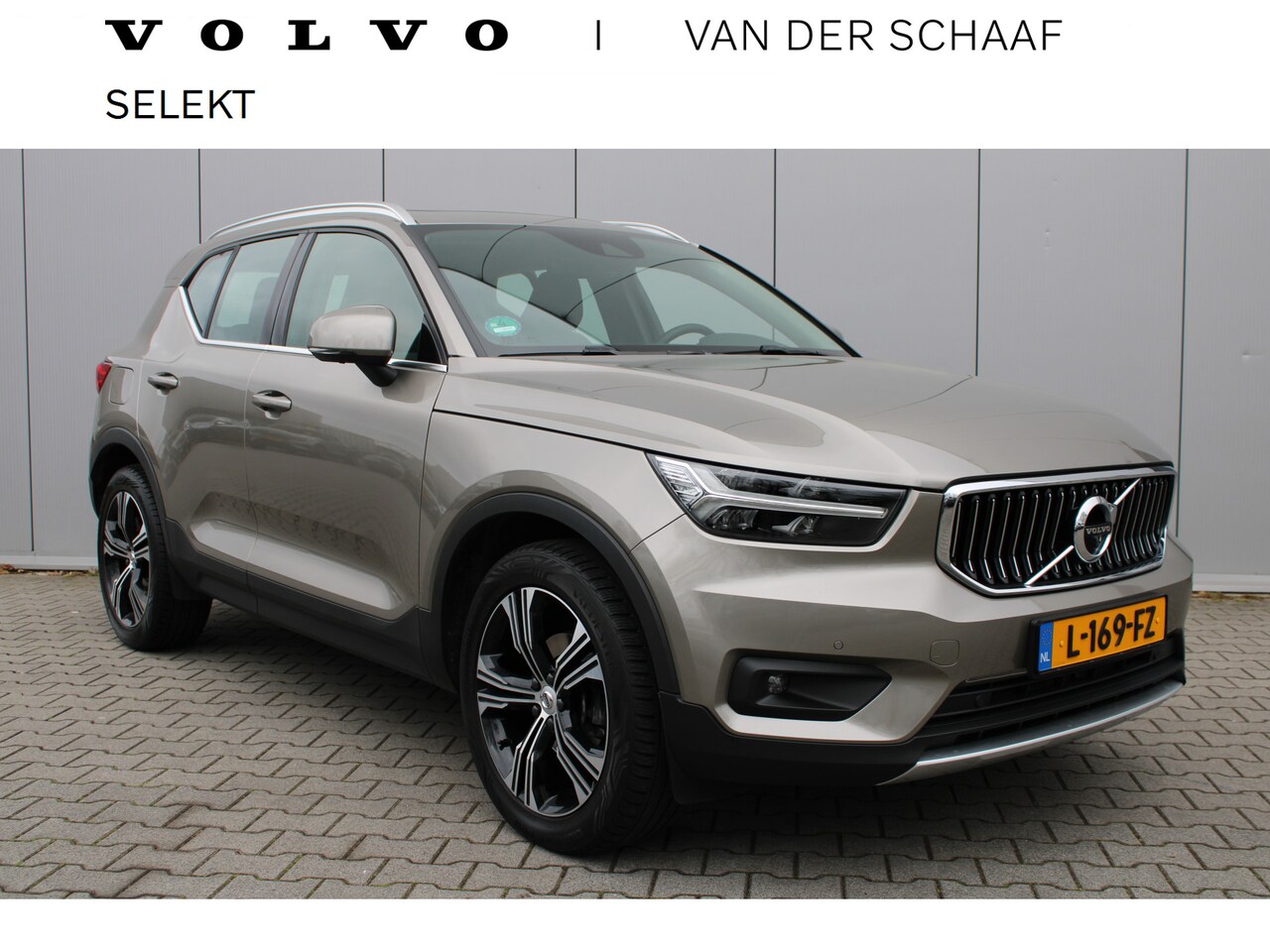 Volvo XC40 - T3 Automaat Inscription | 360 graden camera | Harman Kardon | Trekhaak | - AutoWereld.nl