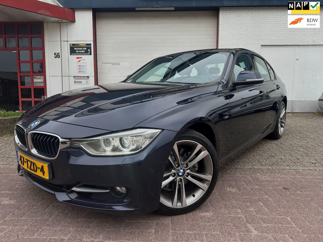 BMW 3-serie - 328i High Executive ' Sport' 245 PK F30 HAND SCHAKEL NAVI LM VLGN NW APK - AutoWereld.nl