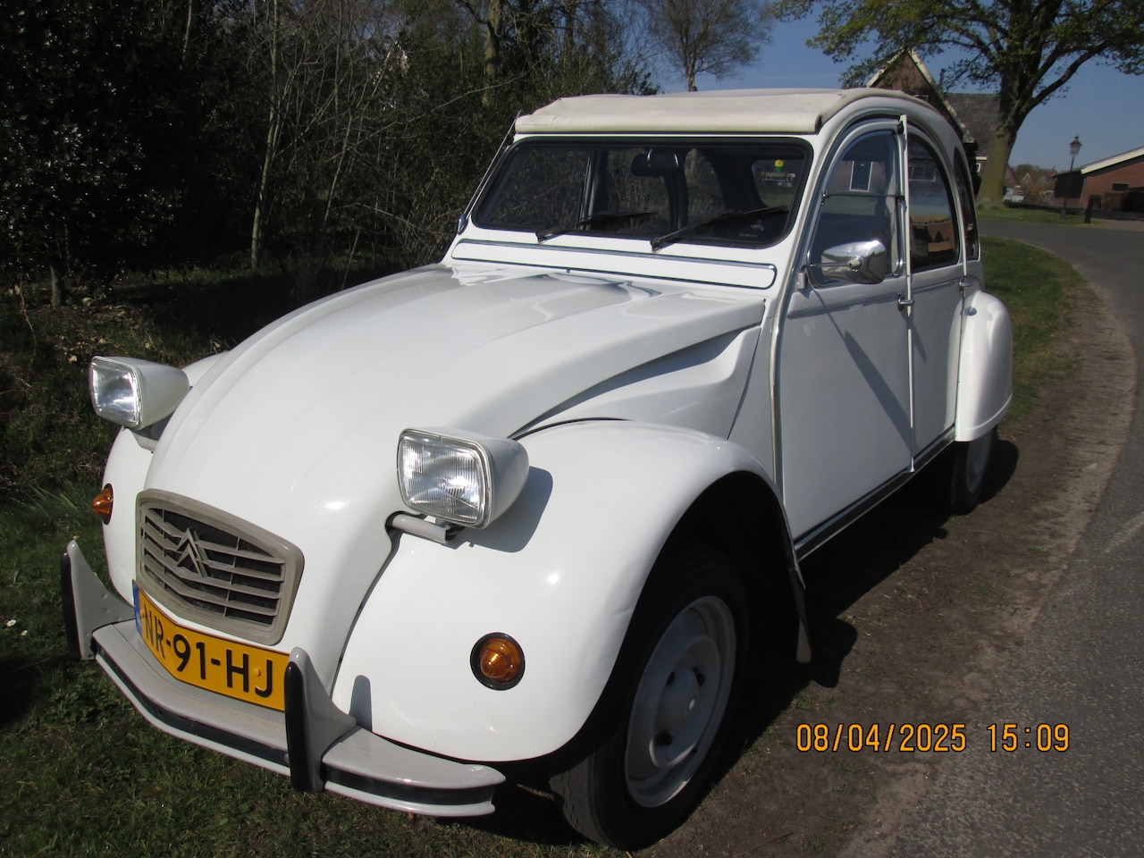 Citroën 2 CV - 2CV6 Special - AutoWereld.nl