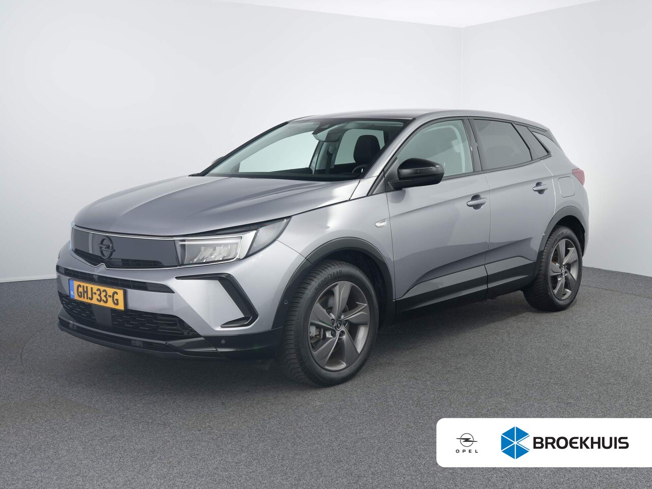 Opel Grandland - 1.6 Turbo PHEV 225 pk | Adaptieve Cruise Controle | Stuurverwarming | Achteruitrijcamera | - AutoWereld.nl