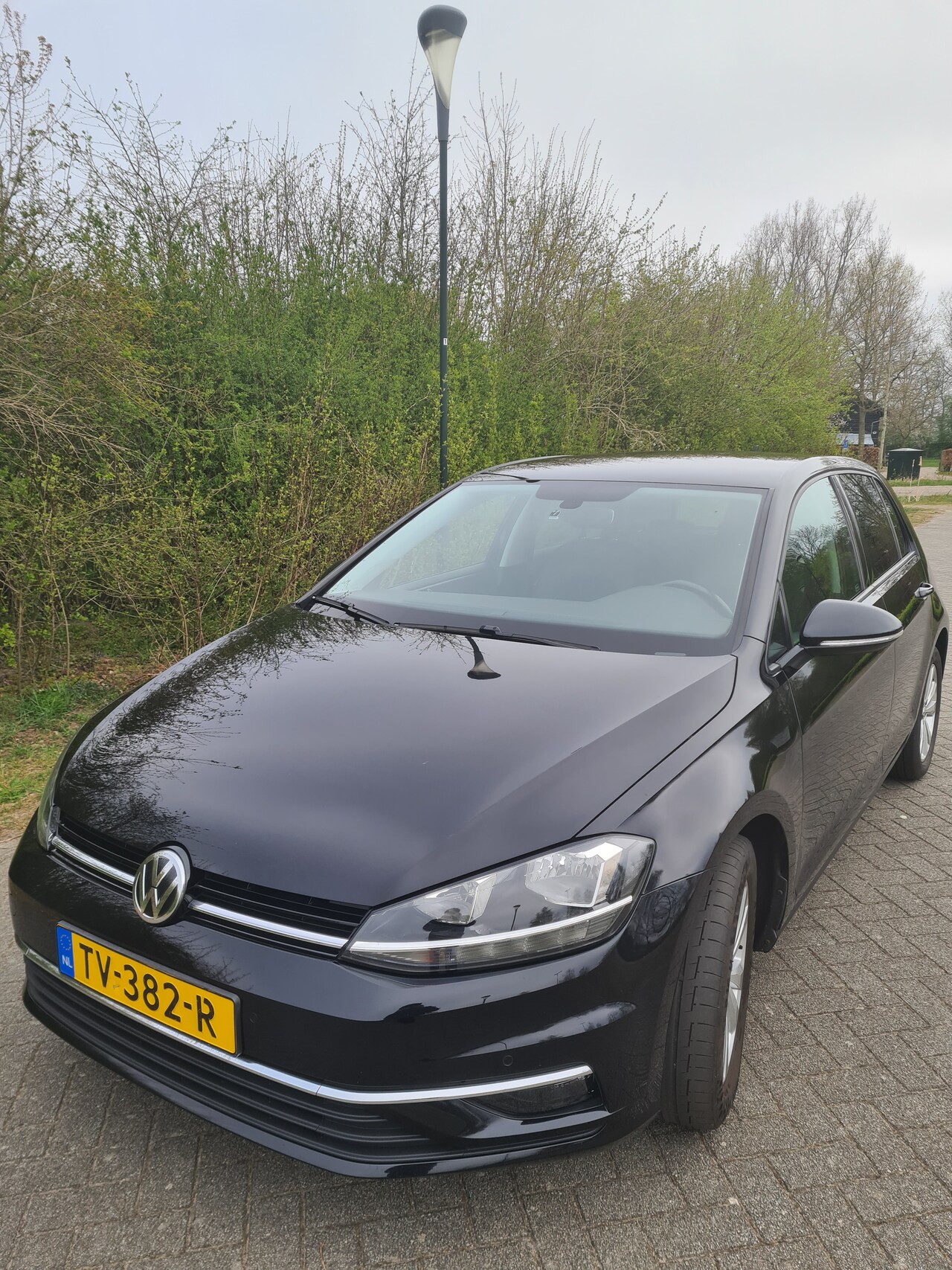 Volkswagen Golf - 1.0 TSI Comfortline Business Met nationale autopas,led, lmv ,pdc,camera,navi, - AutoWereld.nl